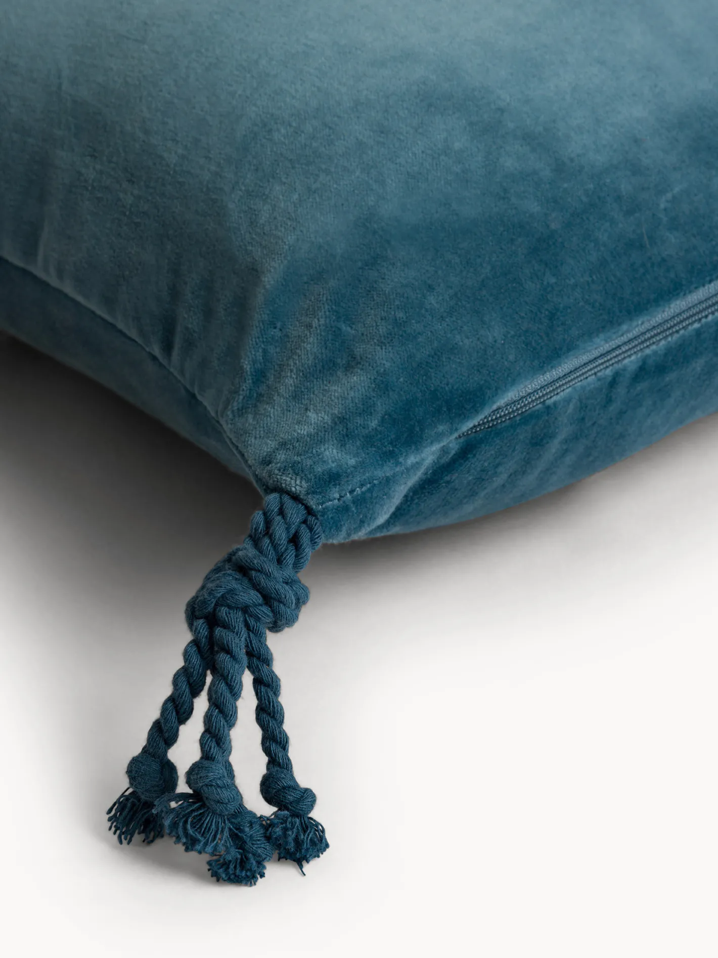 coincasa Cuscini|Cuscini Divano|Cuscino 35x50 cm in velluto con applicazioni Blu avio