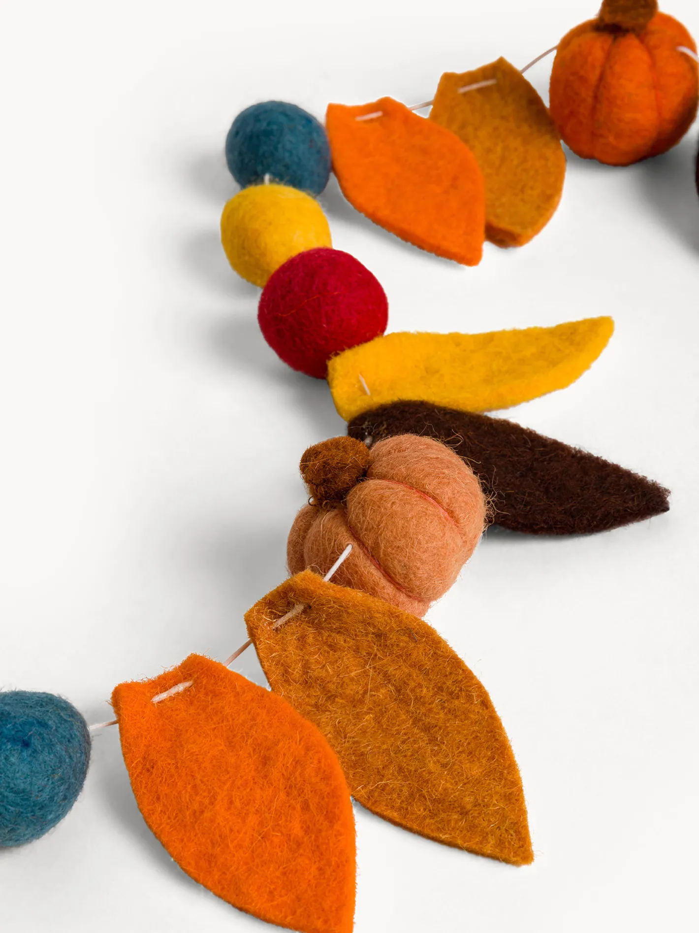 coincasa Arredo Soggiorno|Ghirlanda autunnale in feltro Multicolor