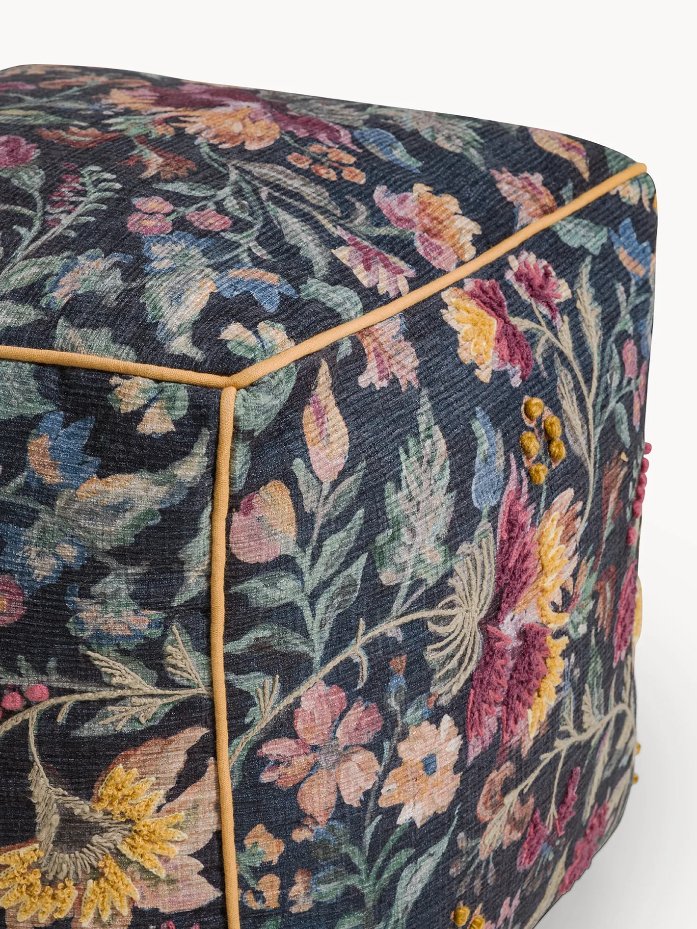 coincasa Divani Poltrone E Pouf|Arredo Soggiorno|Pouf in velluto stampa floreale Multicolor