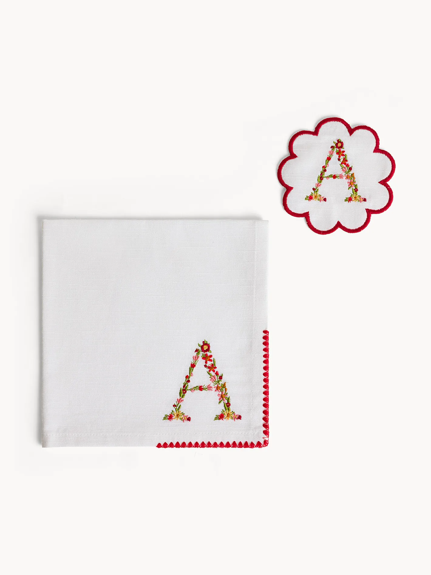 Biancheria Da Tavola|Tovaglie E Tovaglioli|Set tovagliolo e sottobicchiere lettera ricamata A Bianco